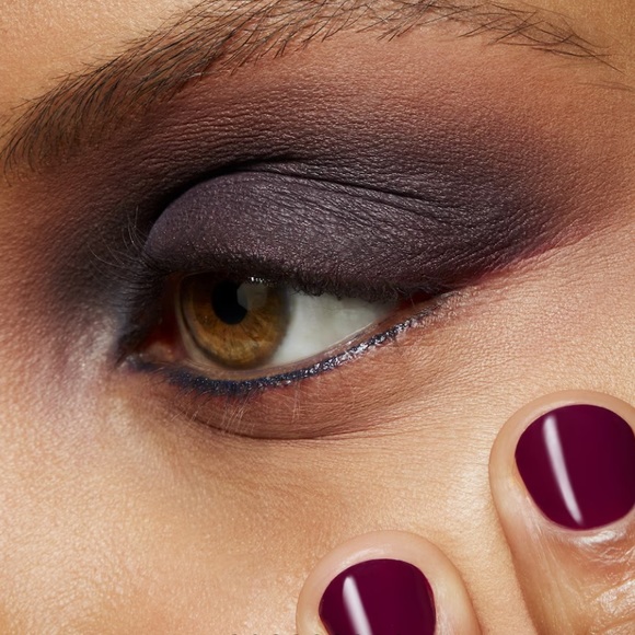 LAST ONE! “It’s Vintage” Pro Palette Refill MAC Powder Kiss Eyeshadow - Picture 1 of 5